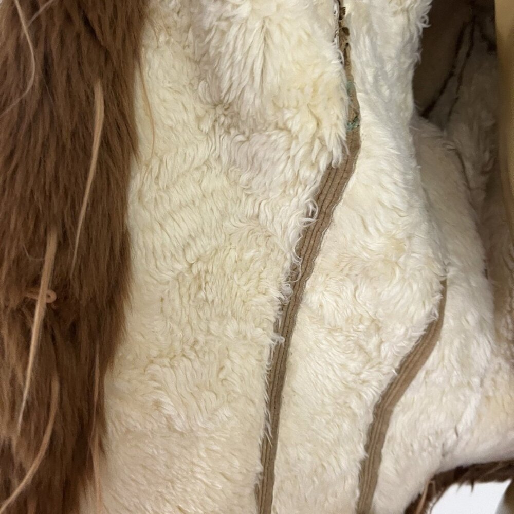 Vintage Y2K XOXO Tan Suede Jacket Faux Fur Trim Embroidered Flowers Women's M - Picture 16 of 16
